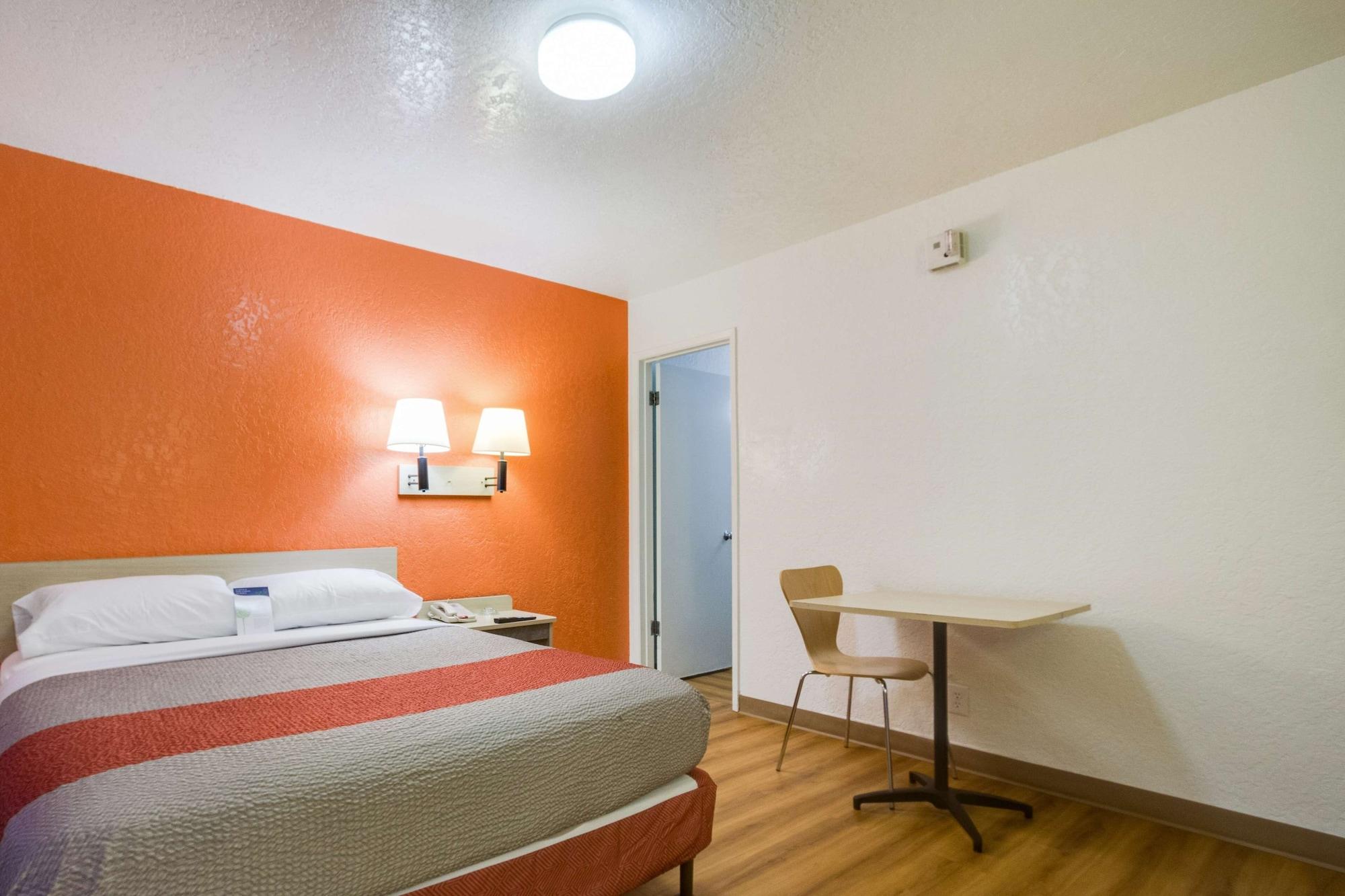 Inn Park By Radisson, Lakewood